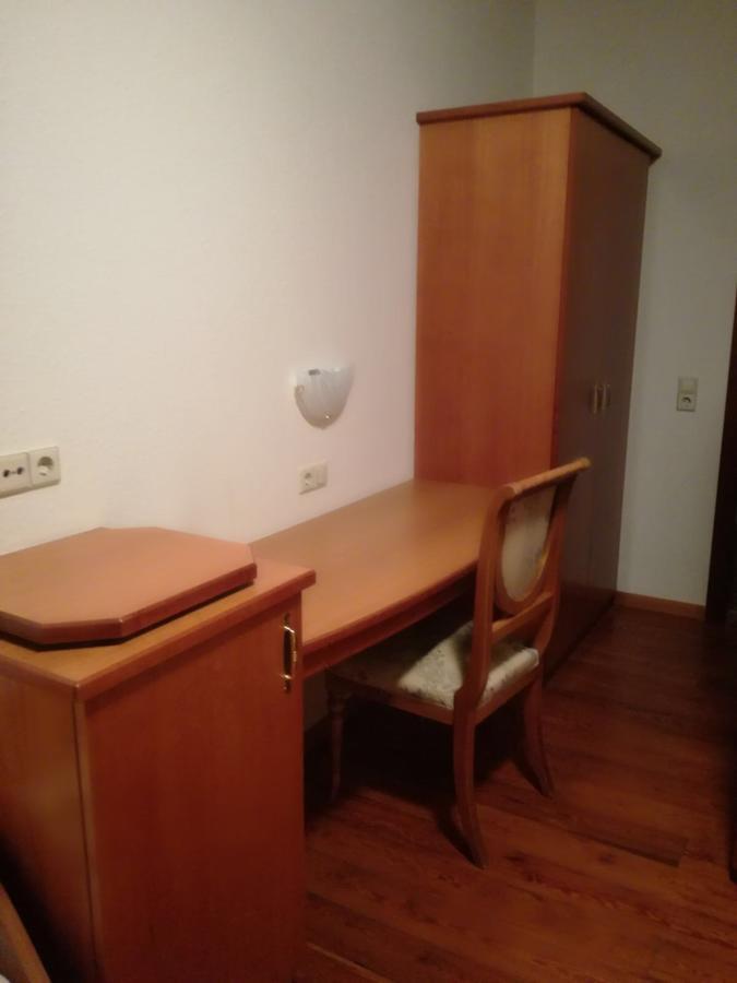 Gaststaette Peperoni Otel Biberach an der Riß Dış mekan fotoğraf