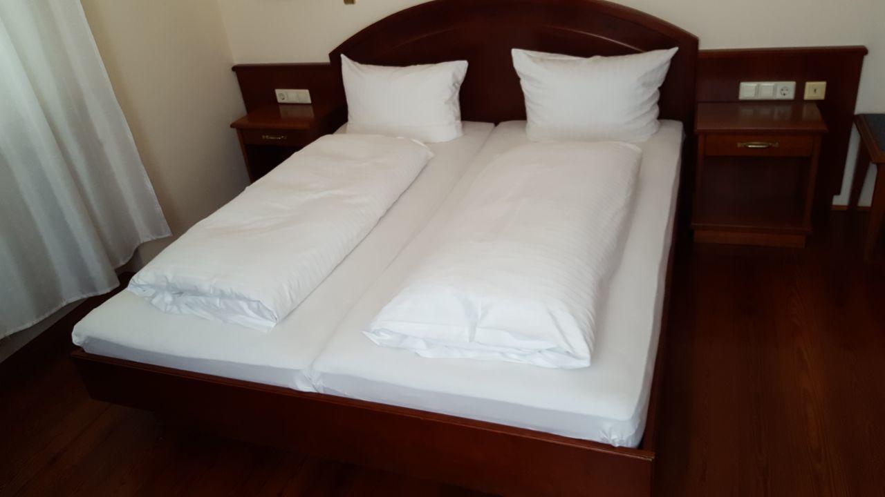 Gaststaette Peperoni Otel Biberach an der Riß Dış mekan fotoğraf